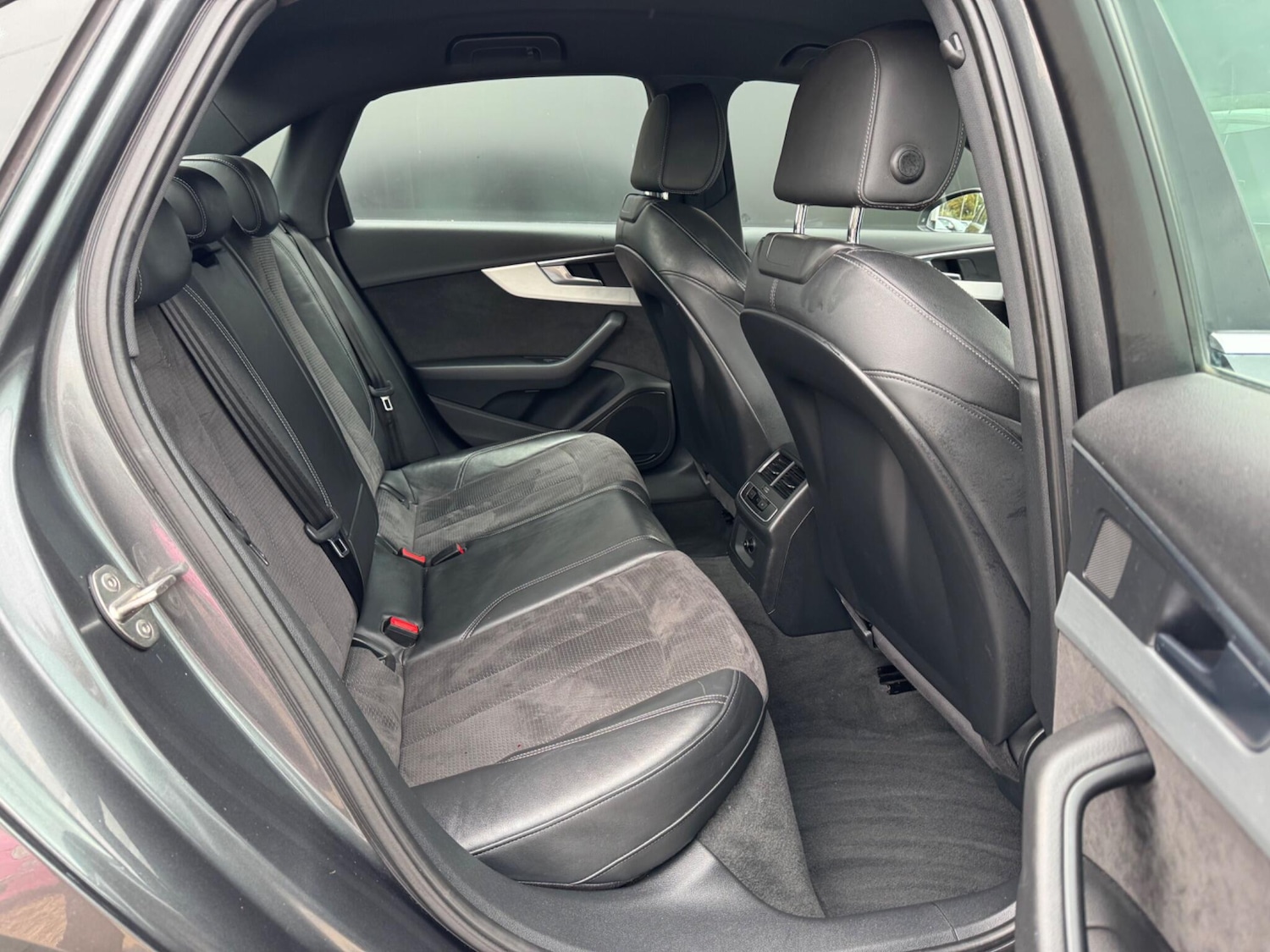 Used Audi A4 2016 for sale - 76151850: Photo 15