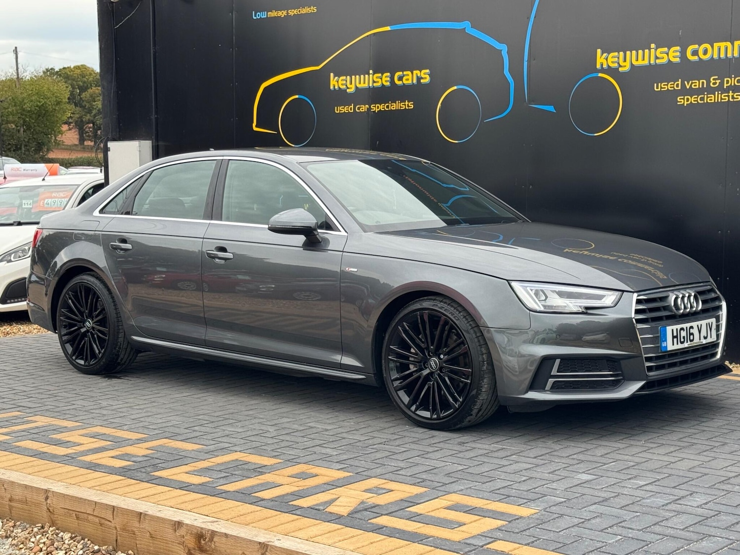 Used Audi A4 2016 for sale - 76151850: Photo 7