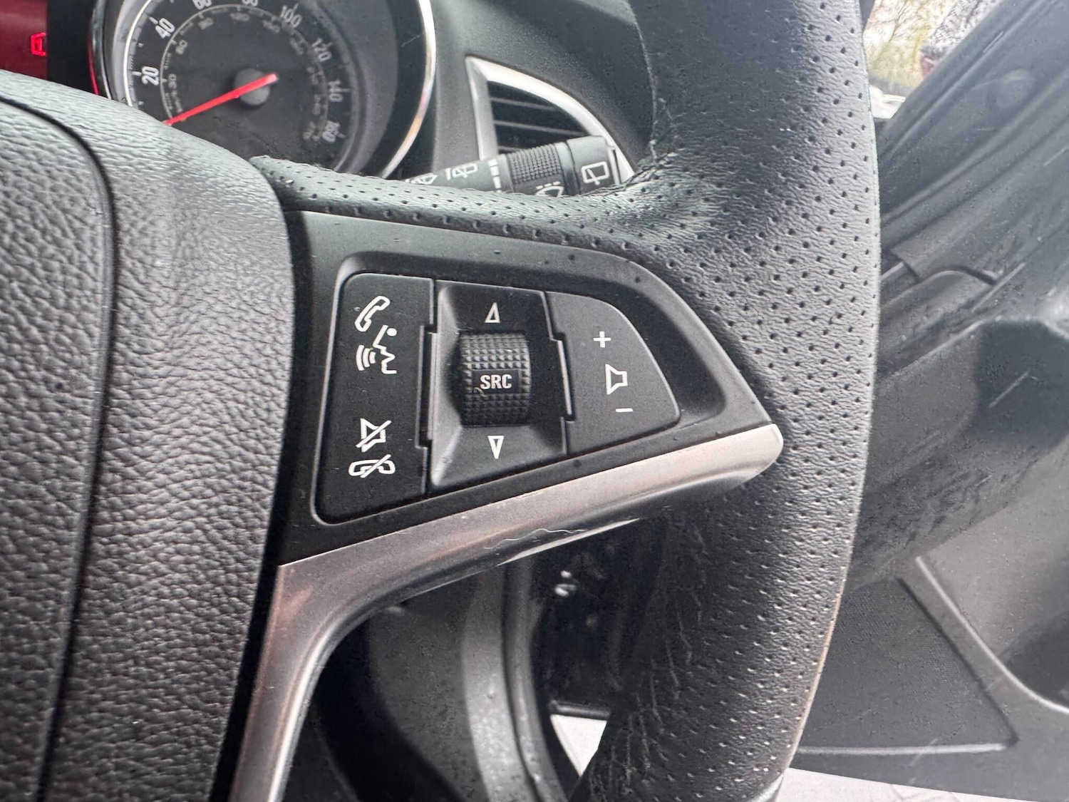 Used Vauxhall Astra 2013 for sale - 76550812: Photo 28