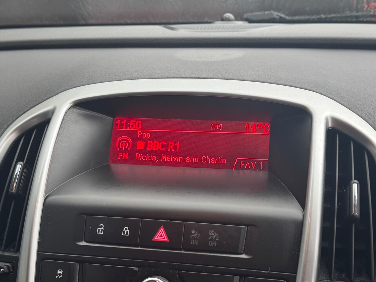 Used Vauxhall Astra 2013 for sale - 76550812: Photo 29