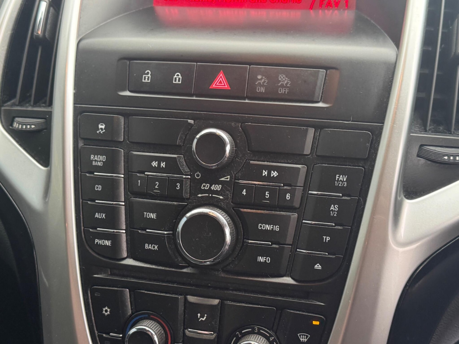 Used Vauxhall Astra 2013 for sale - 76550812: Photo 30