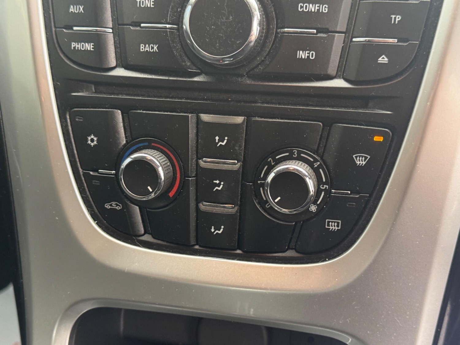 Used Vauxhall Astra 2013 for sale - 76550812: Photo 31