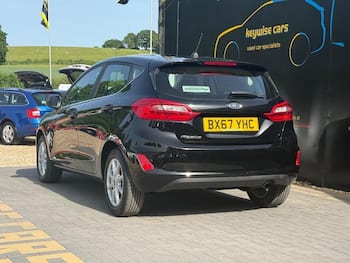 Used Ford Fiesta 2017 for sale - 79687909: Photo