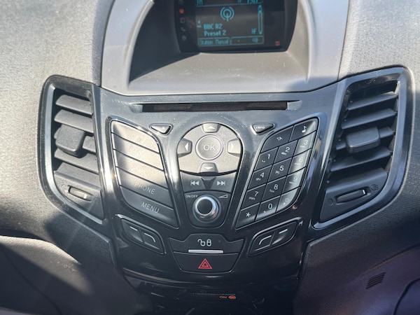 Used Ford Fiesta 2015 for sale - 75363580: Photo 23
