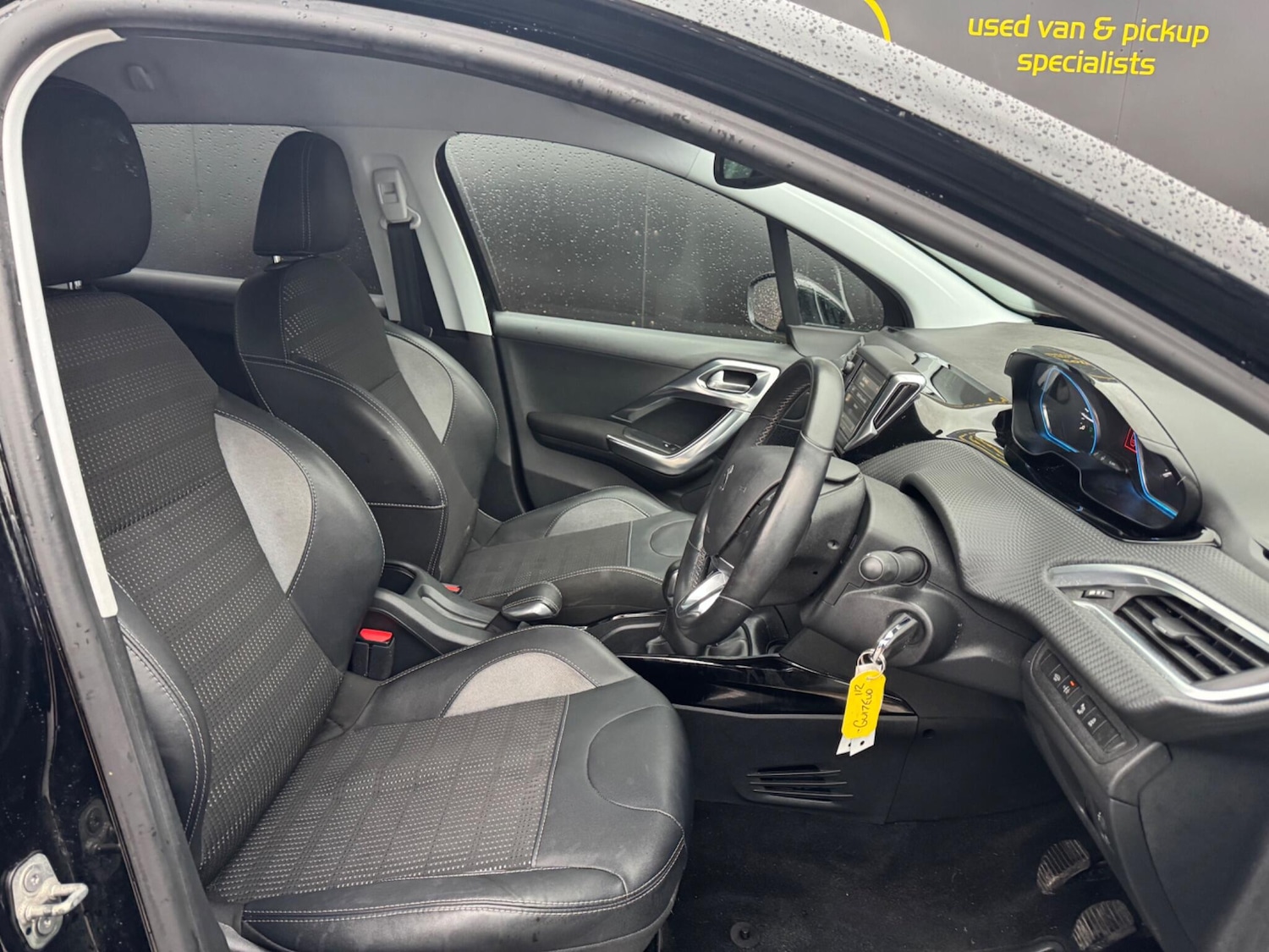 Used Peugeot 2008 2017 for sale - 77266645: Photo 17