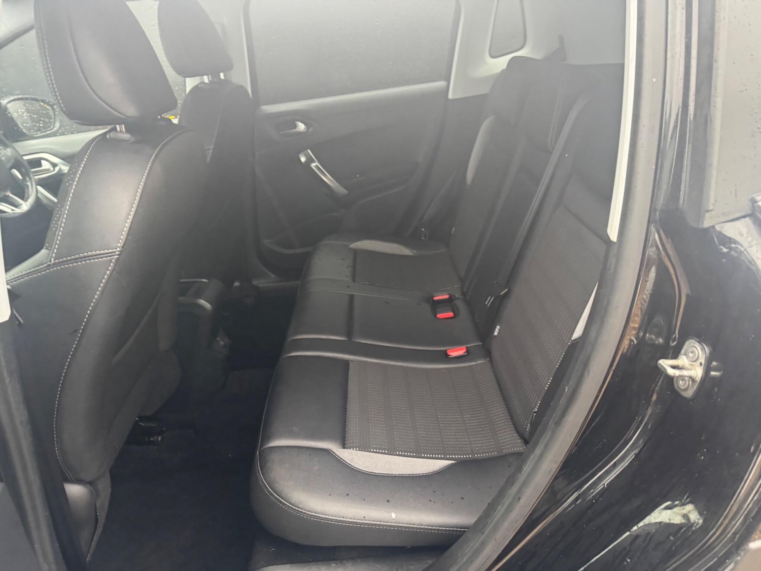 Used Peugeot 2008 2017 for sale - 77266645: Photo 24