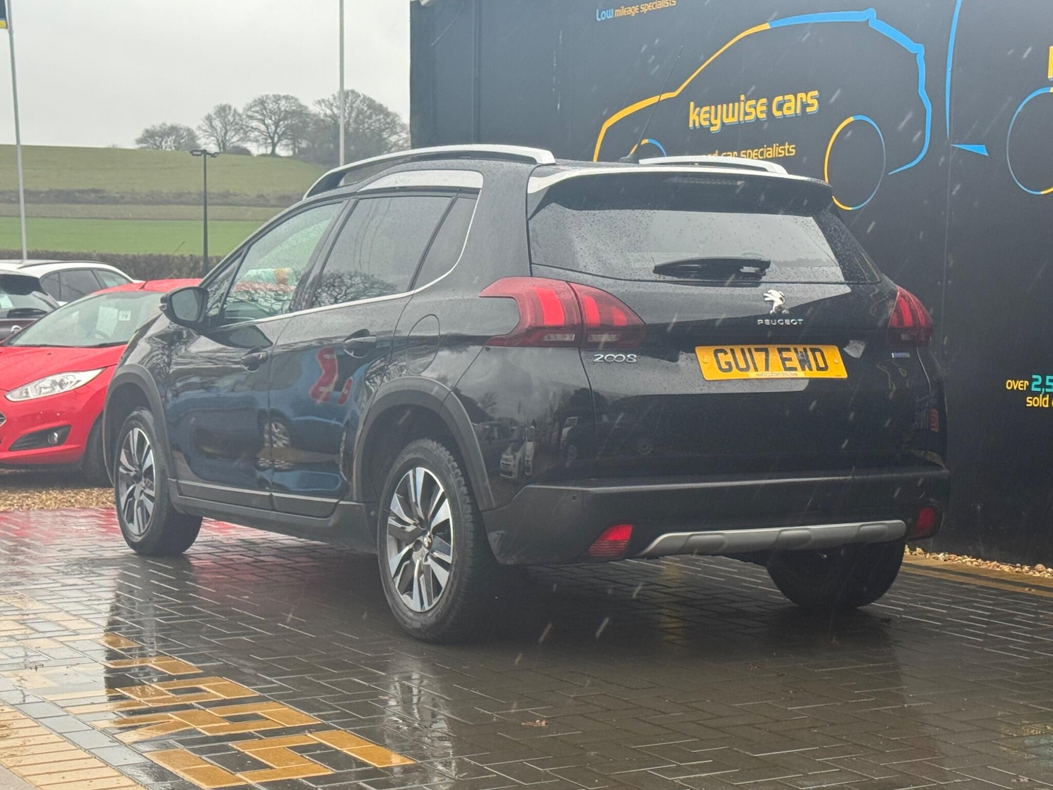 Used Peugeot 2008 2017 for sale - 77266645: Photo 3