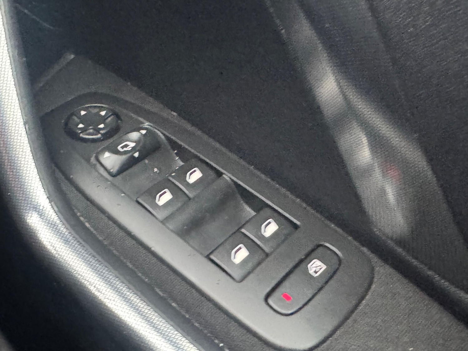 Used Peugeot 2008 2017 for sale - 77266645: Photo 36