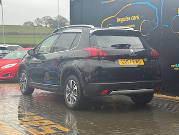 Used Peugeot 2008 2017 for sale - 77266645: Photo