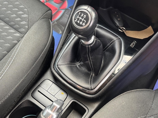 Used Ford Fiesta 2018 for sale - 76307663: Photo 37