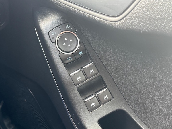 Used Ford Fiesta 2018 for sale - 76307663: Photo 39