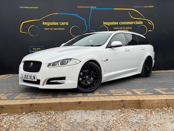 Used Jaguar XF 2015 for sale - 79520754: Photo