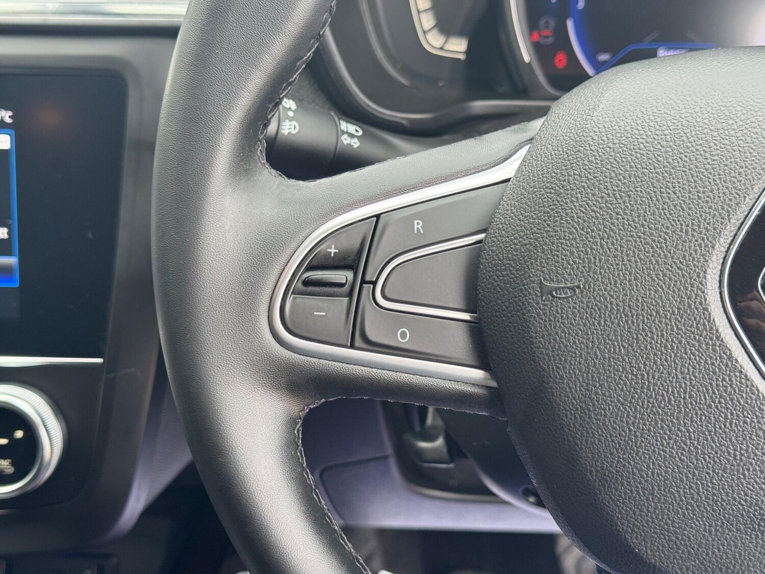 Used Renault Kadjar 2019 for sale - 77823868: Photo 28