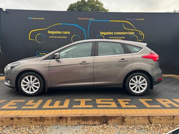 Used Ford Focus 2017 for sale - 76991837: Photo