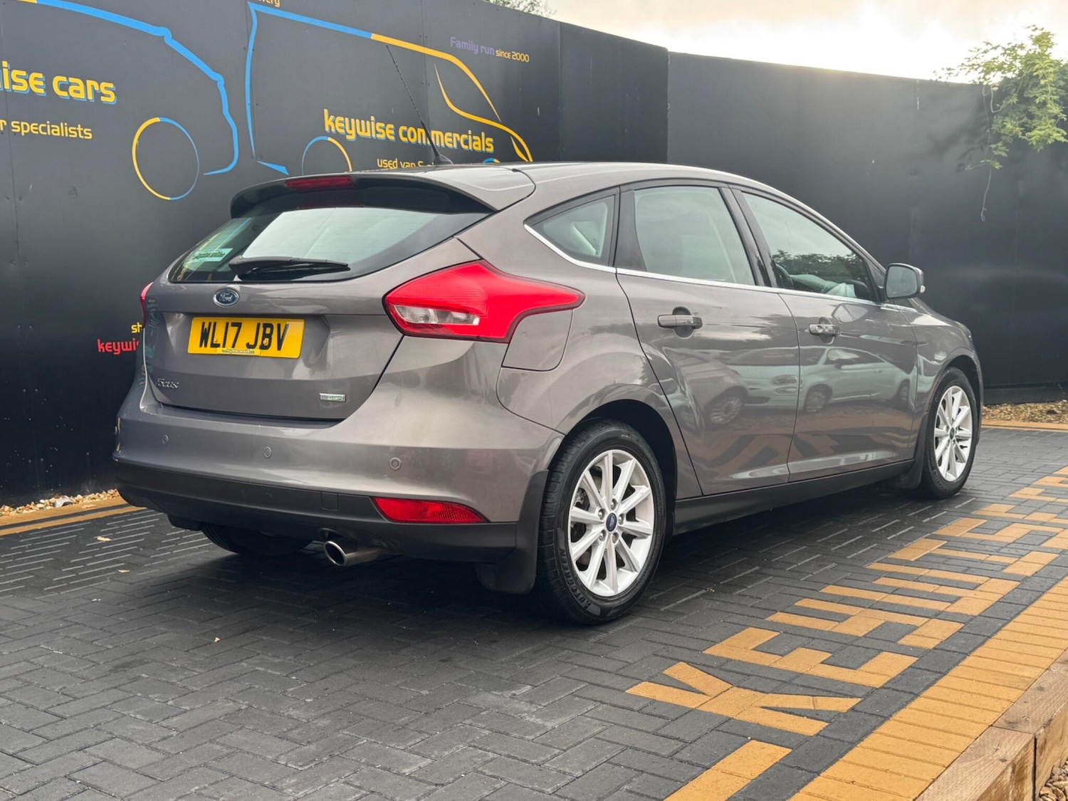 Used Ford Focus 2017 for sale - 76991837: Photo 7