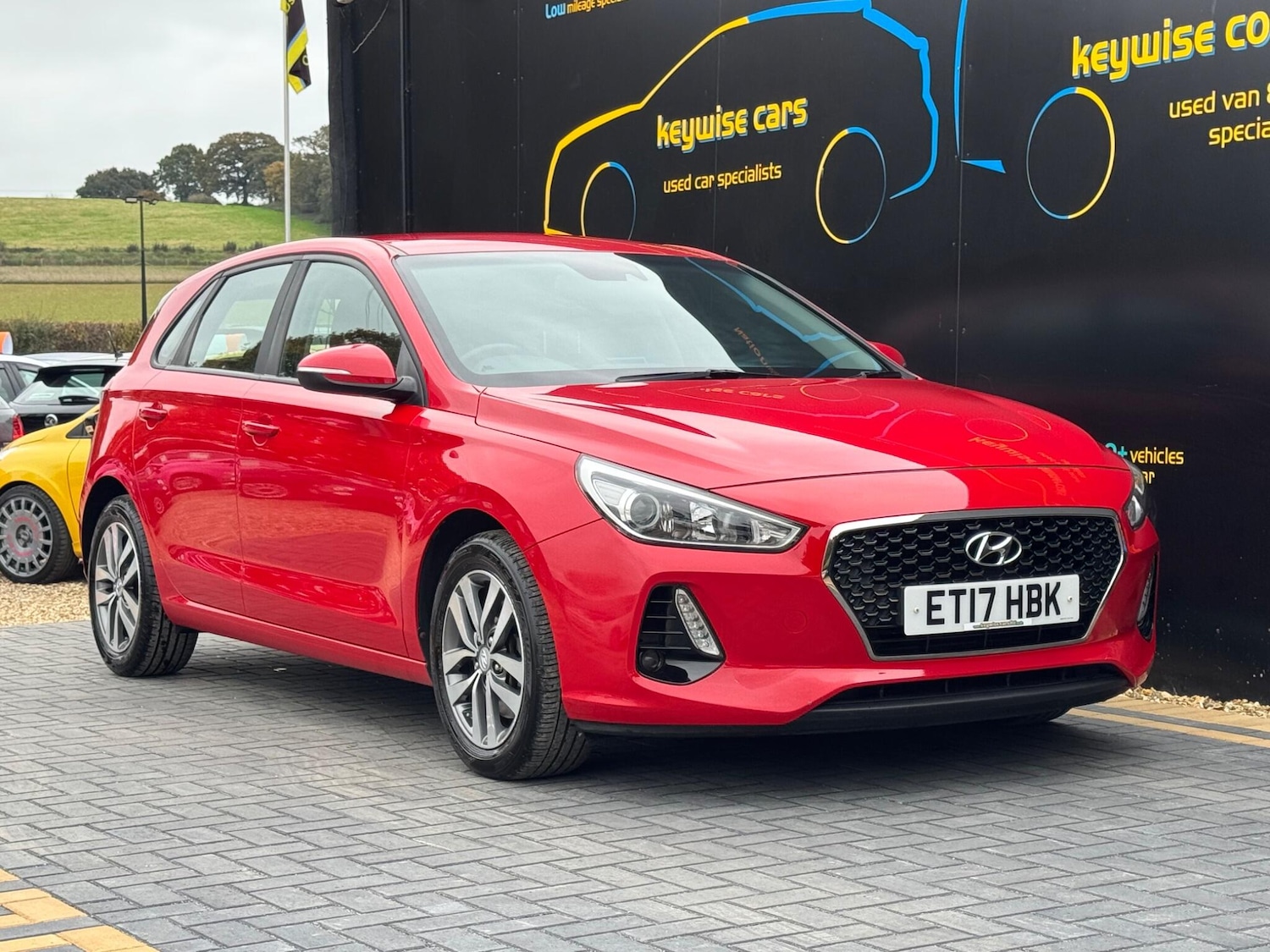 Used Hyundai i30 2017 for sale - 76283238: Photo 9