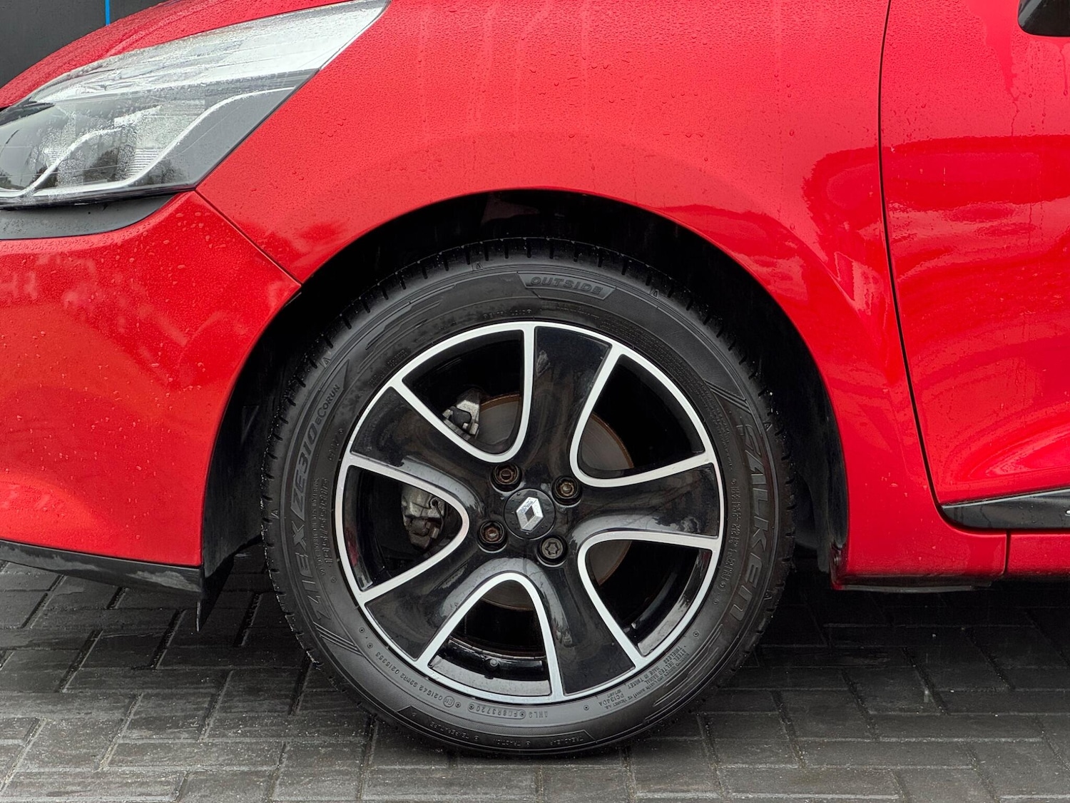 Used Renault Clio 2016 for sale - 76988657: Photo 12