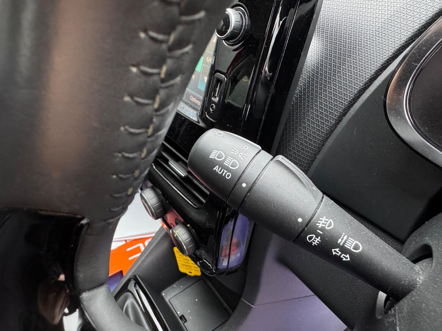 Used Renault Clio 2016 for sale - 76988657: Photo 24