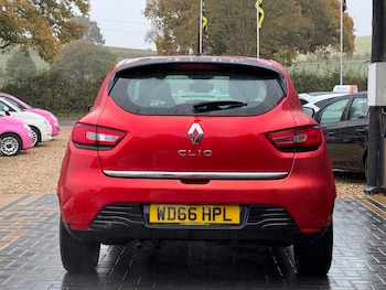 Used Renault Clio 2016 for sale - 76988657: Photo