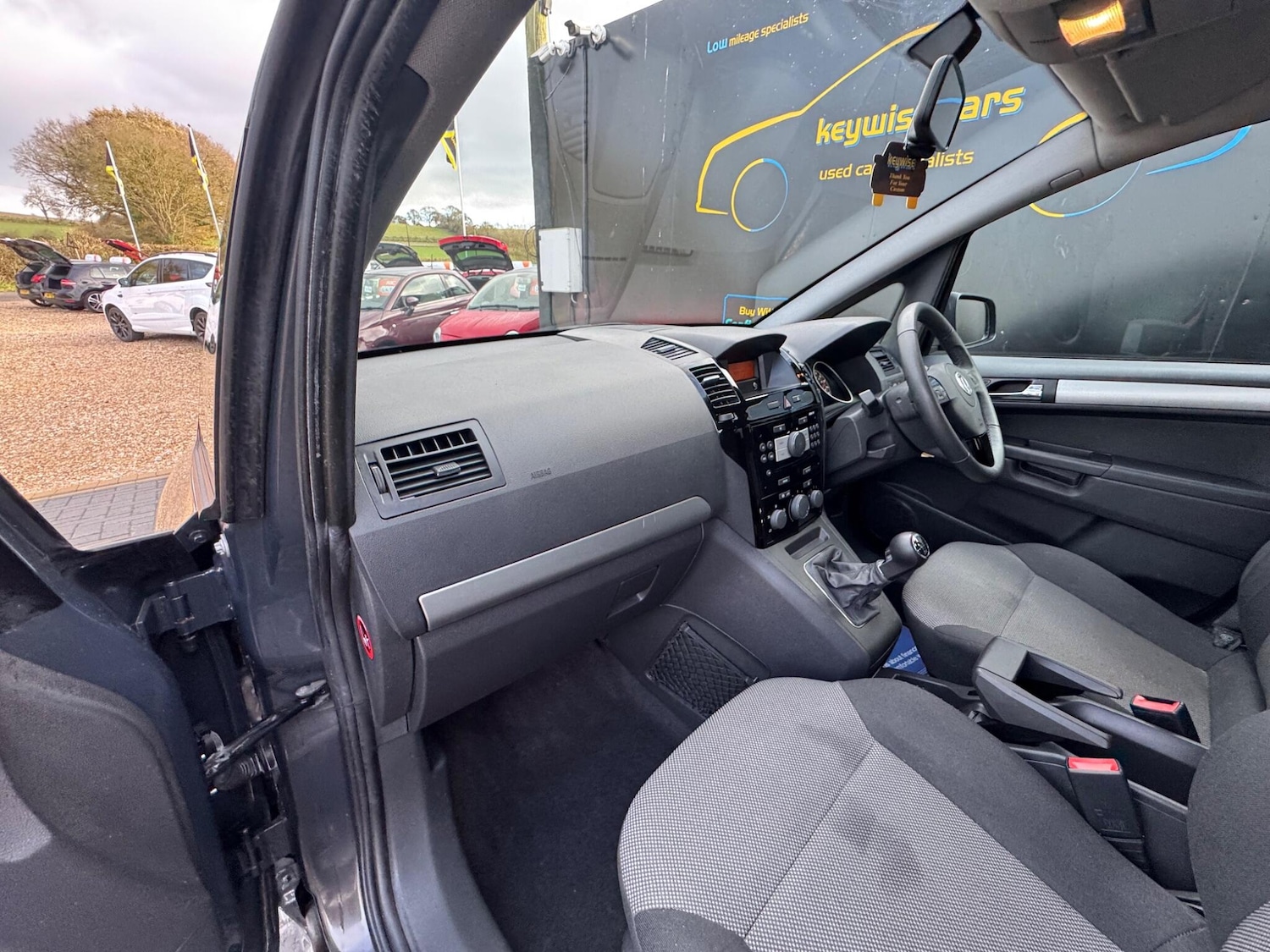 Used Vauxhall Zafira 2014 for sale - 76742358: Photo 33