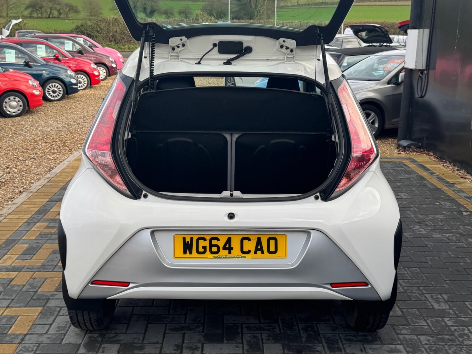 Used Toyota AYGO 2014 for sale - 77029335: Photo 26