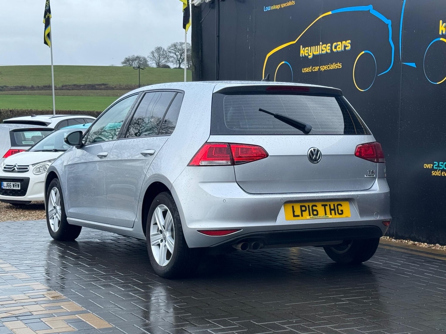 Used Volkswagen Golf 2016 for sale - 77468866: Photo 3