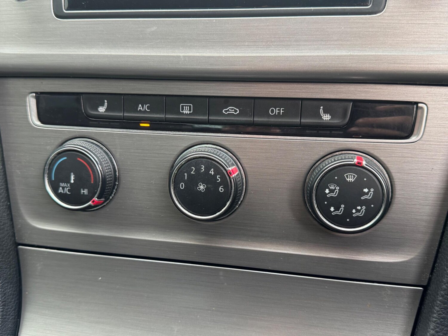 Used Volkswagen Golf 2016 for sale - 77468866: Photo 32