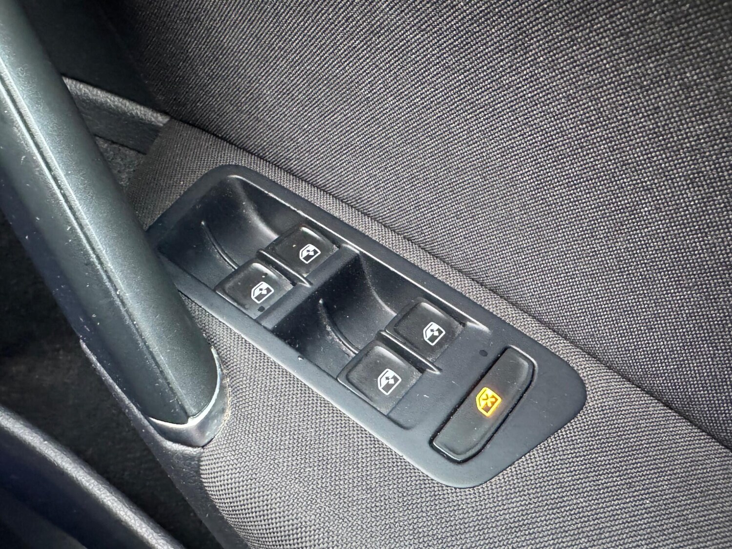 Used Volkswagen Golf 2016 for sale - 77468866: Photo 35