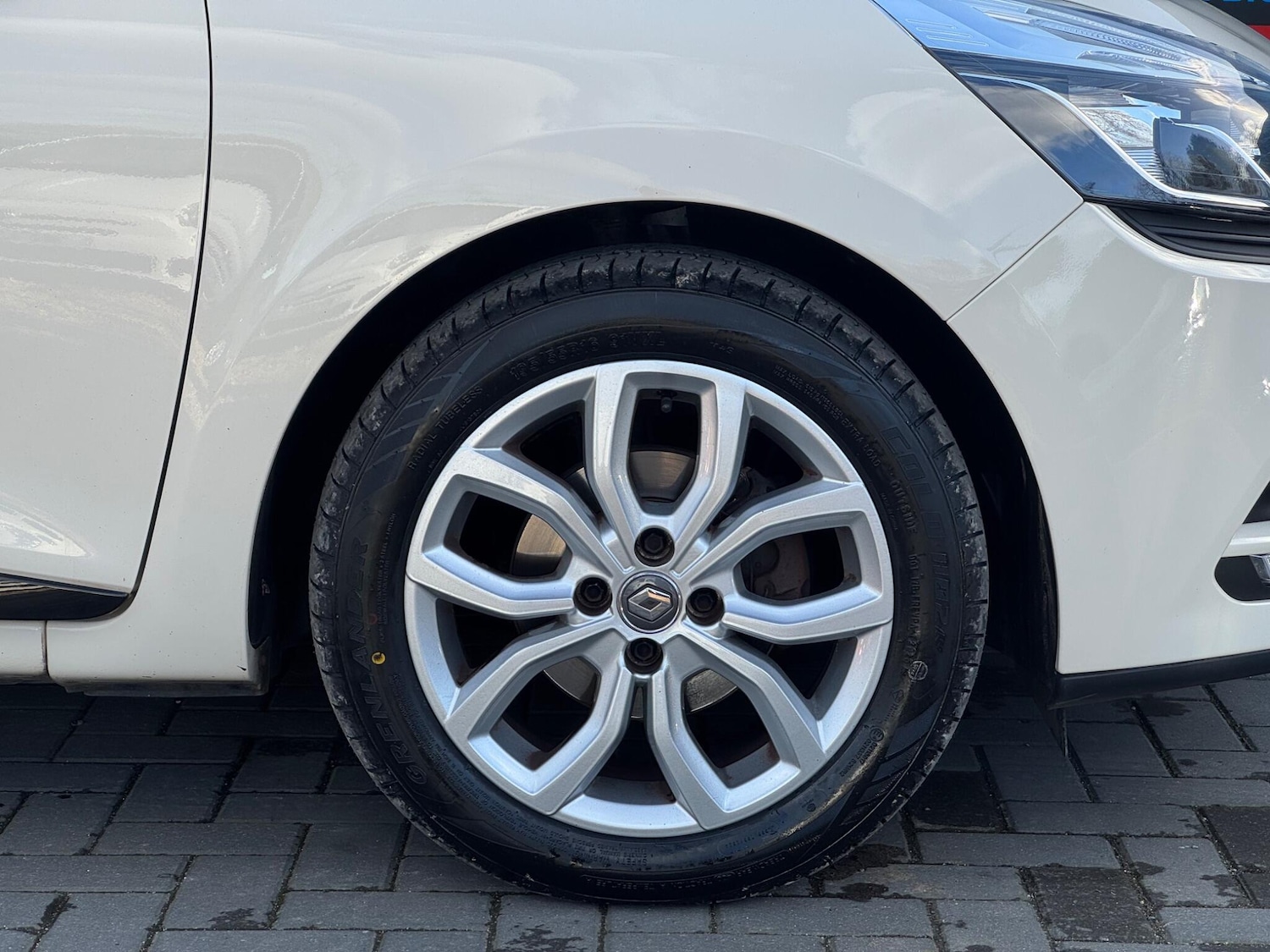 Used Renault Clio 2017 for sale - 77838812: Photo 10