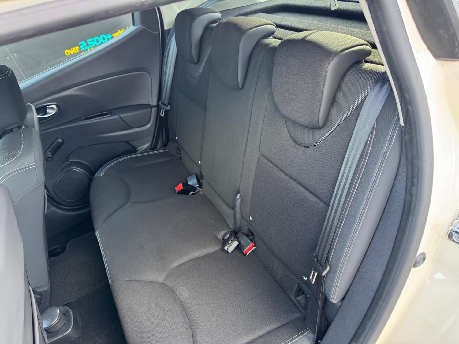 Used Renault Clio 2017 for sale - 77838812: Photo 19