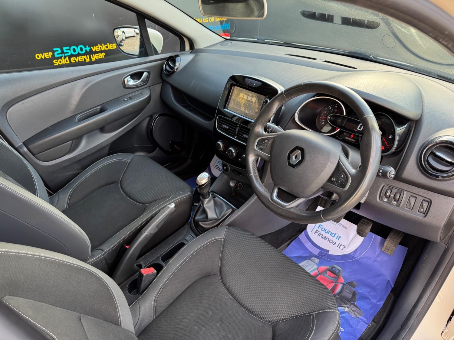 Used Renault Clio 2017 for sale - 77838812: Photo 21