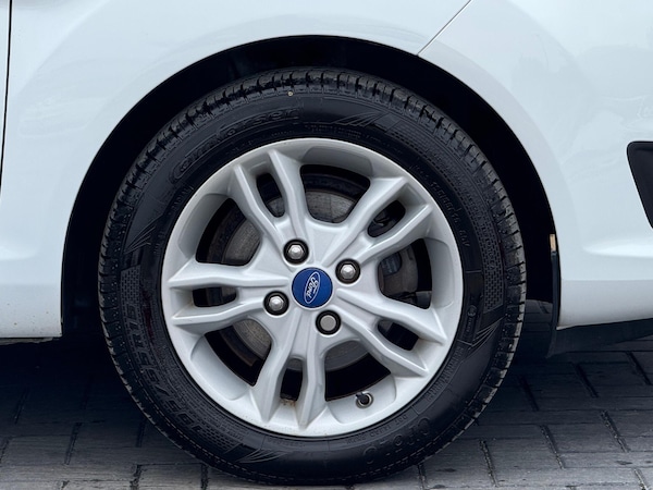 Used Ford Fiesta 2015 for sale - 76307570: Photo 11