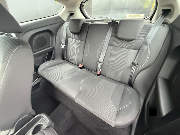 Used Ford Fiesta 2015 for sale - 76307570: Photo 25