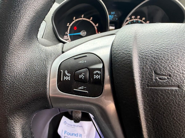 Used Ford Fiesta 2015 for sale - 76307570: Photo 28