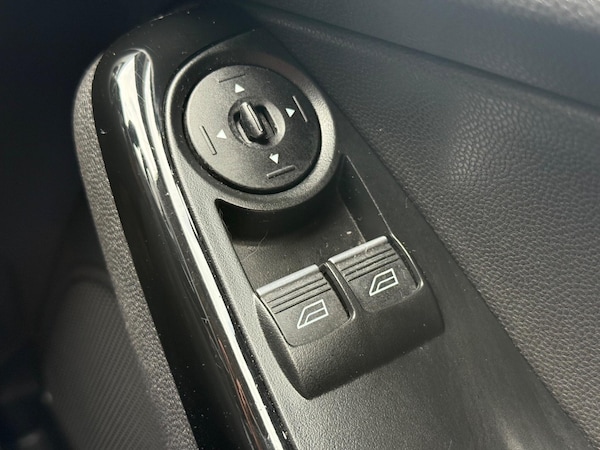 Used Ford Fiesta 2015 for sale - 76307570: Photo 34