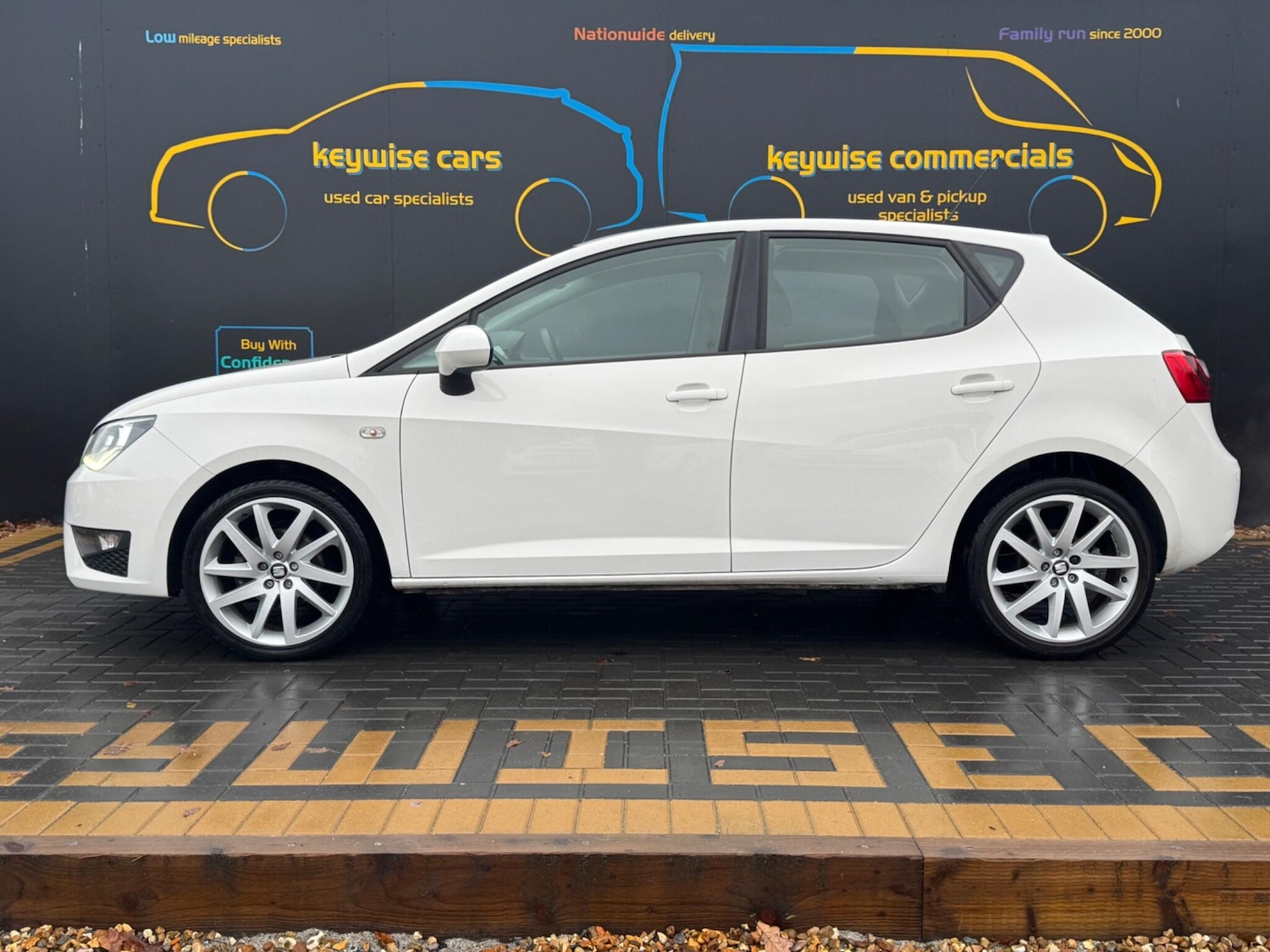 Used SEAT Ibiza 2017 for sale - 76585599: Photo 2