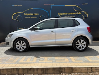 Used Volkswagen Polo 2010 for sale - 79425579: Photo