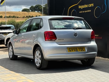 Used Volkswagen Polo 2010 for sale - 79425579: Photo