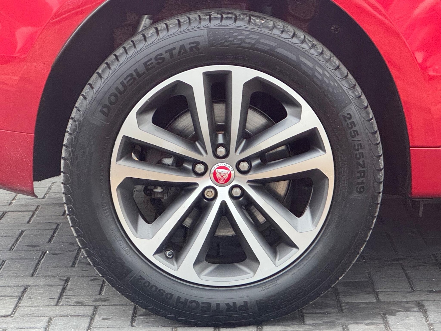 Used Jaguar F-Pace 2016 for sale - 76424790: Photo 10