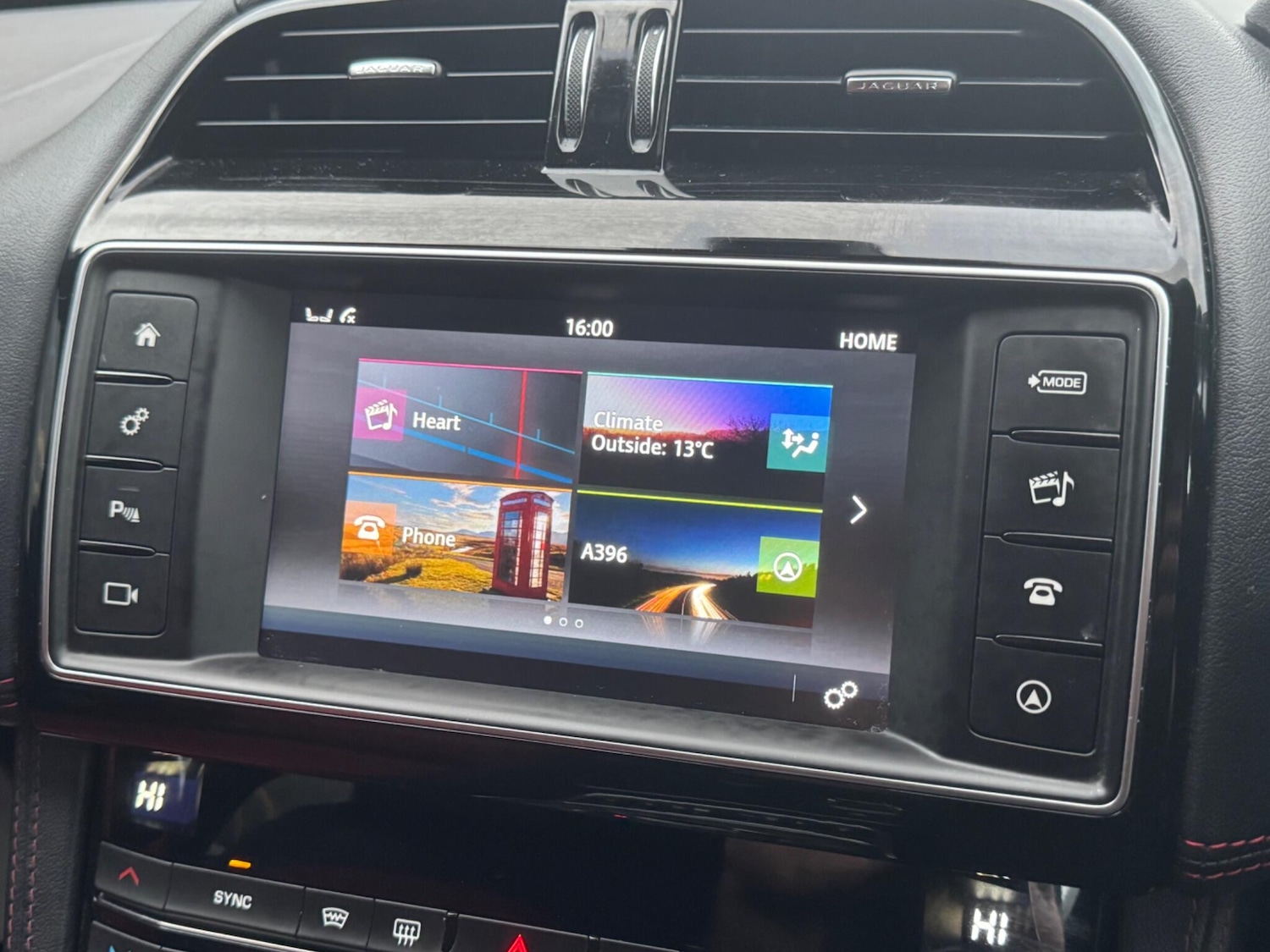 Used Jaguar F-Pace 2016 for sale - 76424790: Photo 28