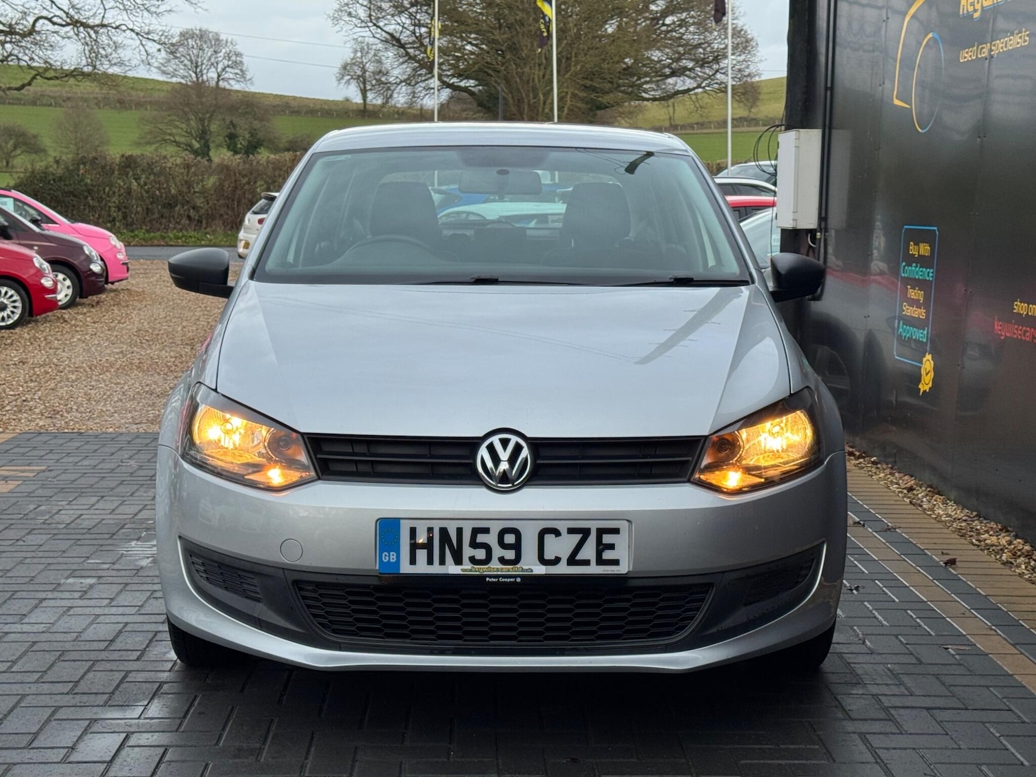 Used Volkswagen Polo 2009 for sale - 77175639: Photo 10