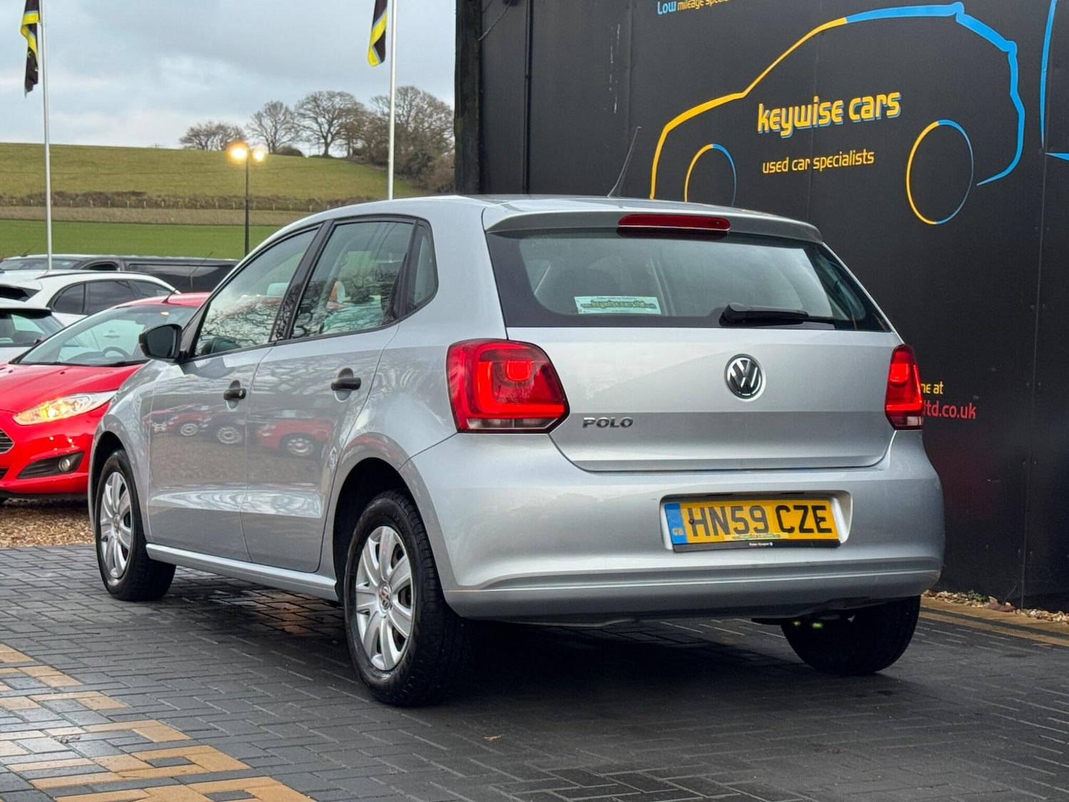 Used Volkswagen Polo 2009 for sale - 77175639: Photo 3