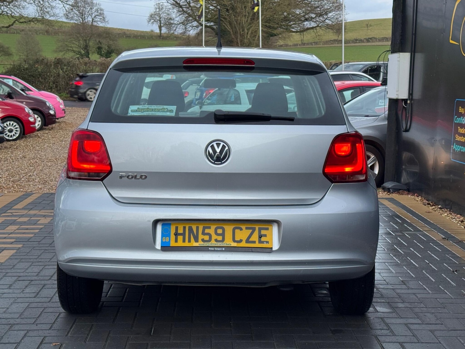 Used Volkswagen Polo 2009 for sale - 77175639: Photo 5