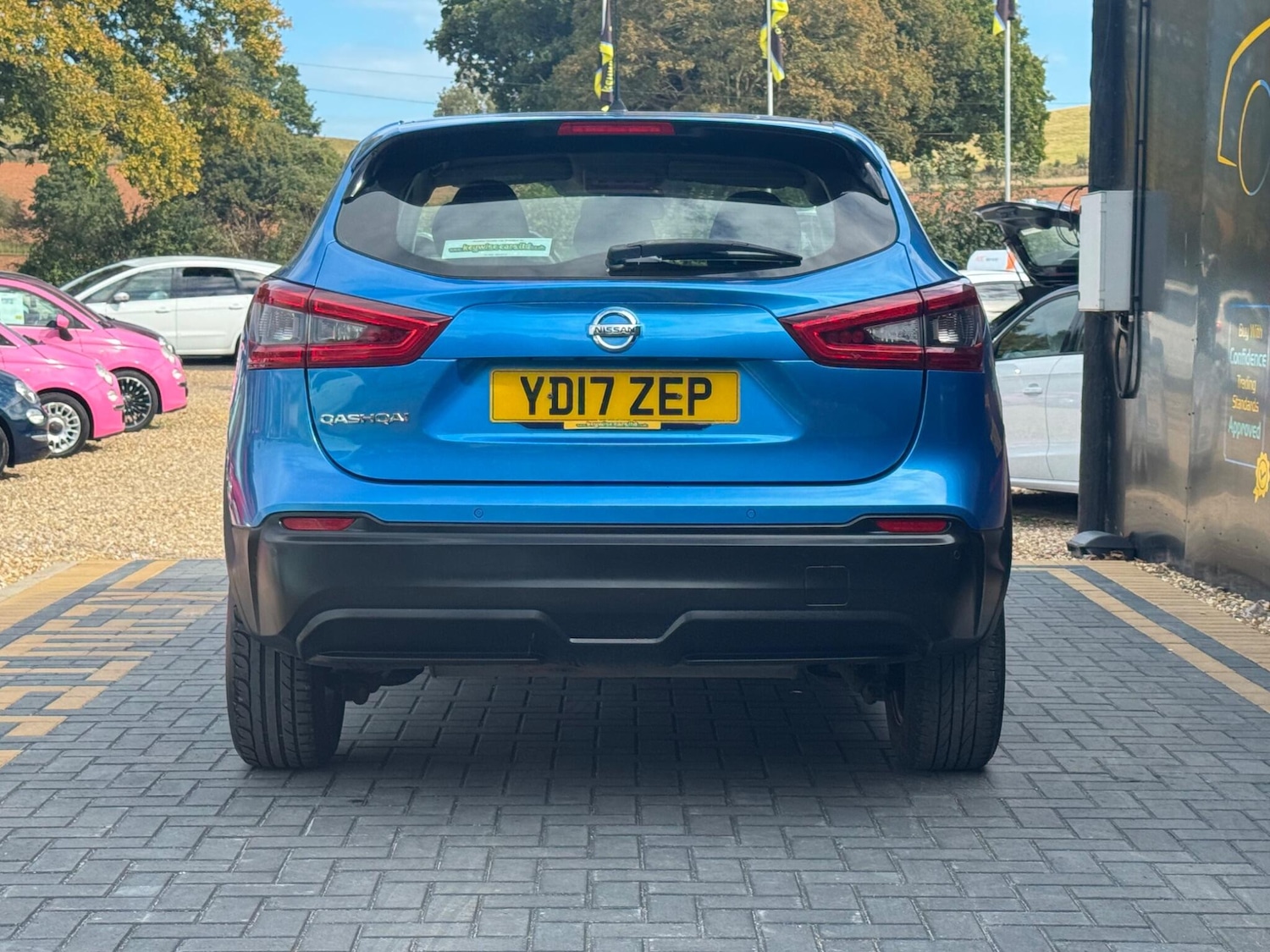 Used Nissan Qashqai 2017 for sale - 76121272: Photo 5