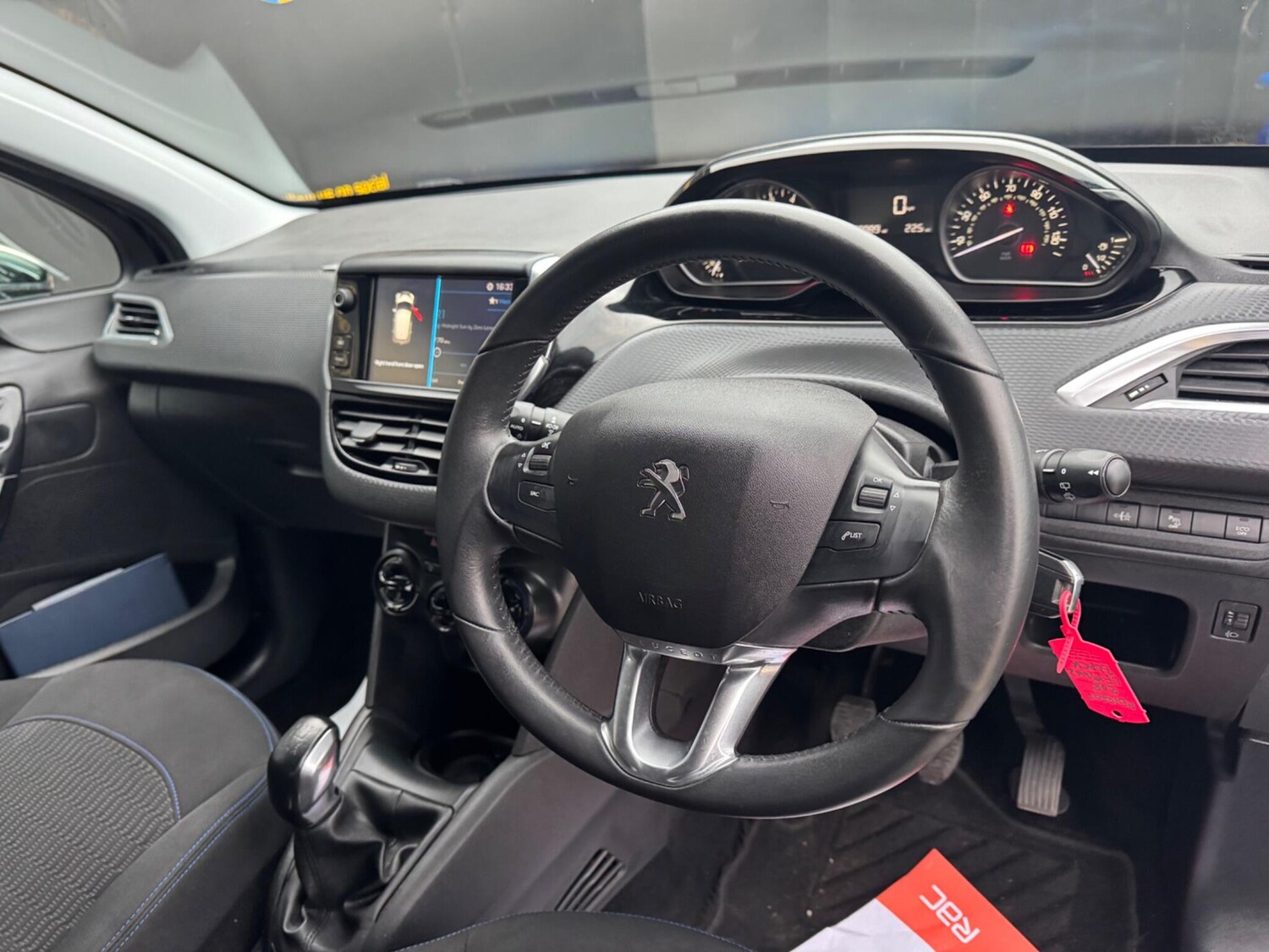 Used Peugeot 208 2019 for sale - 77586011: Photo 18