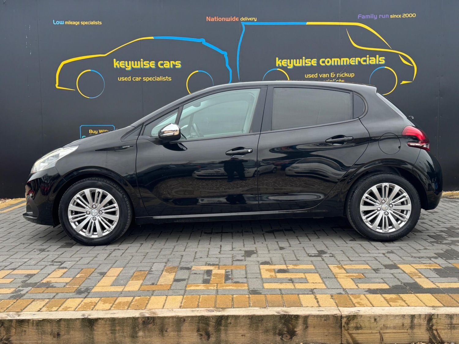 Used Peugeot 208 2019 for sale - 77586011: Photo 2