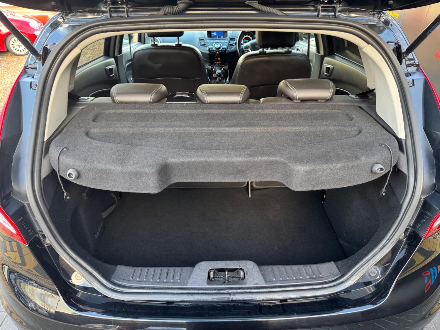 Used Ford Fiesta 2017 for sale - 77537299: Photo 26