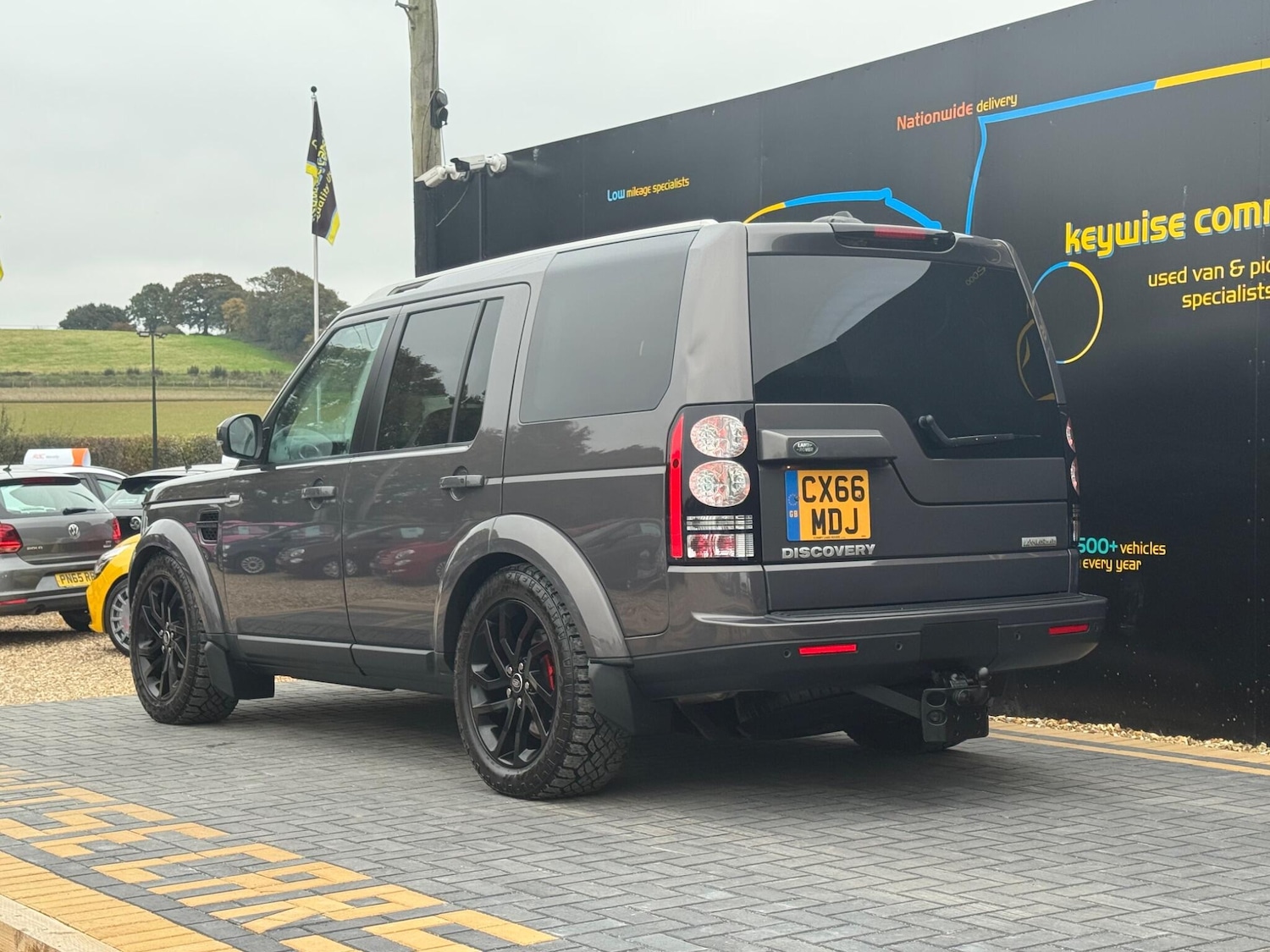 Used Land Rover Discovery 4 2016 for sale - 76282742: Photo 3