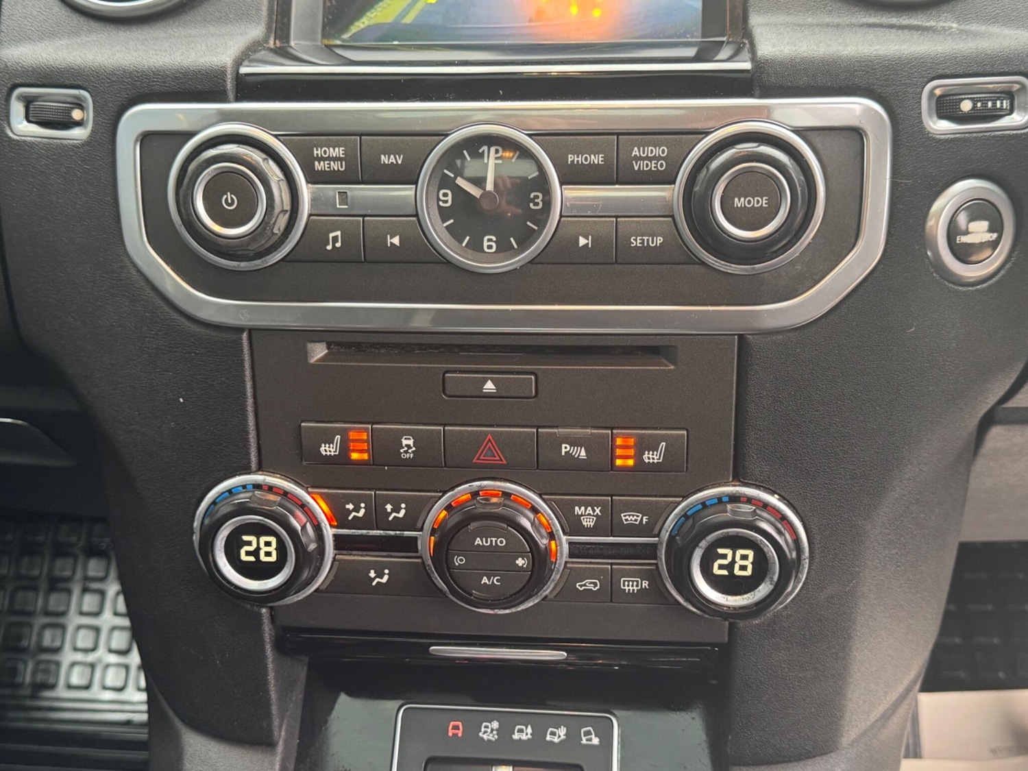 Used Land Rover Discovery 4 2016 for sale - 76282742: Photo 33