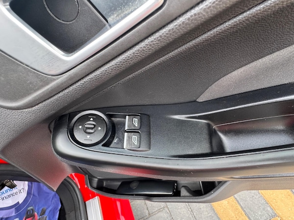Used Ford Fiesta 2017 for sale - 76294442: Photo 30
